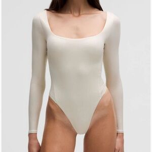 NWT Lululemon Wundermost Ultra-Soft Nulu Square-Neck Long-Sleeve Bodysuit Shine